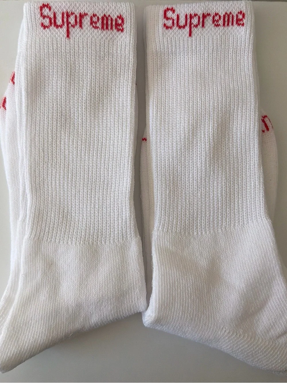 Supreme socks White 2 Pairs FAST SHIPPING